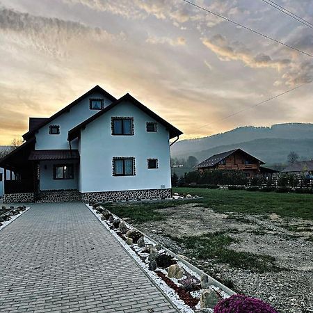 Casa Din Podirei Villa Capu Cîmpului Exterior foto