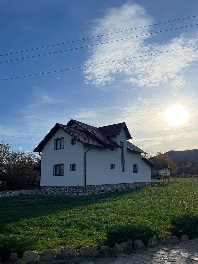 Casa Din Podirei Villa Capu Cîmpului Exterior foto
