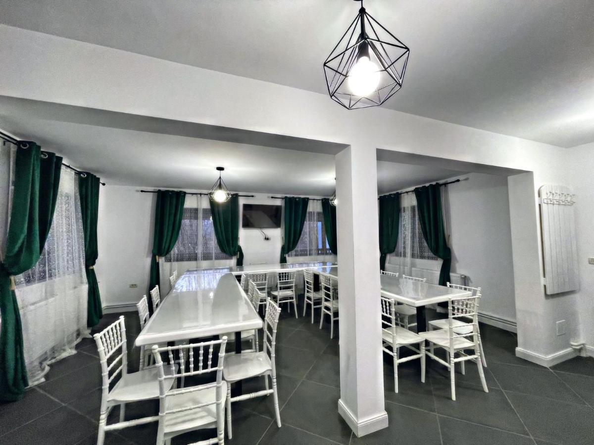 Casa Din Podirei Villa Capu Cîmpului Exterior foto